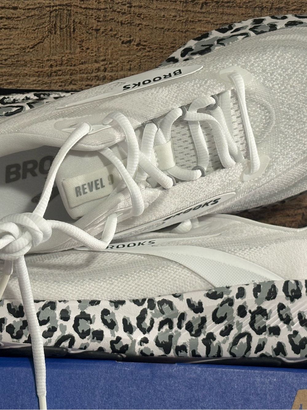 Brooks White Sneakers with Black & Gray Leopard-Print Midsole - Picture 2 of 6